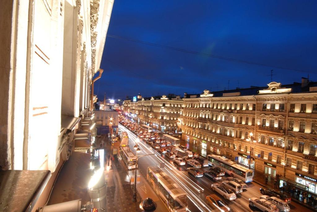 Hostel Friends On Nevsky Sankt Petersburg Zewnętrze zdjęcie